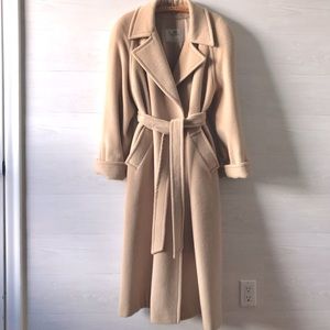 Aquascutum Mohair And Wool Long Winter Coat in Camel